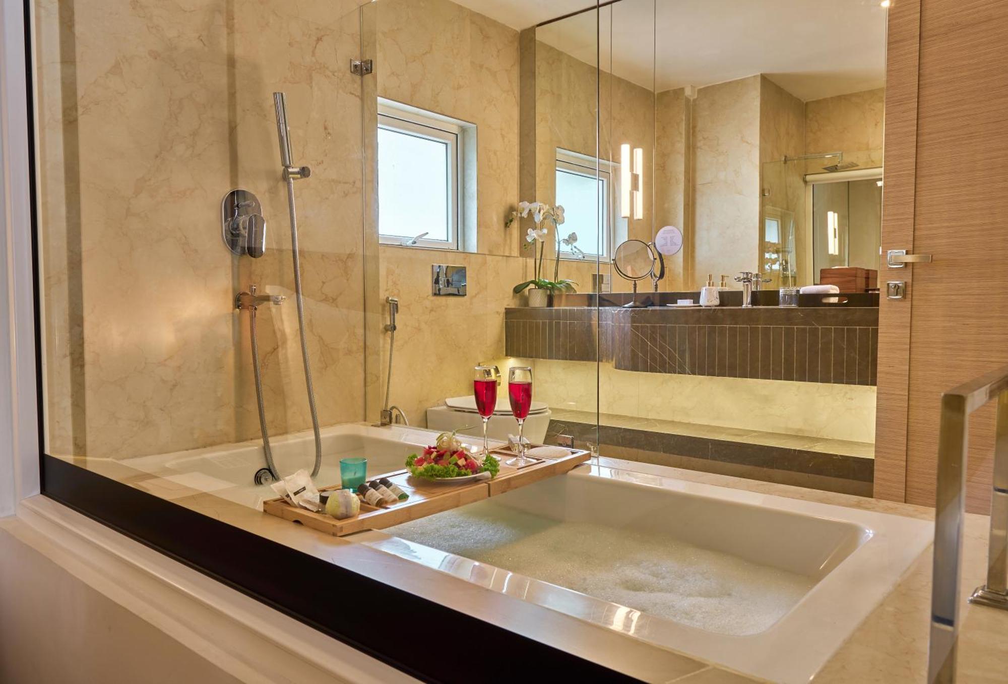 Shulem Boutique Hotel Dimāpur 外观 照片