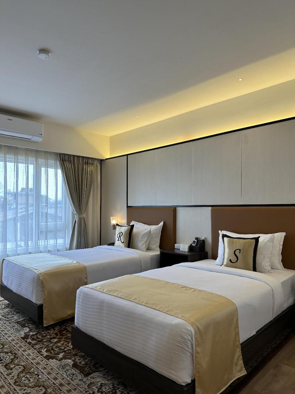 Shulem Boutique Hotel Dimāpur 外观 照片